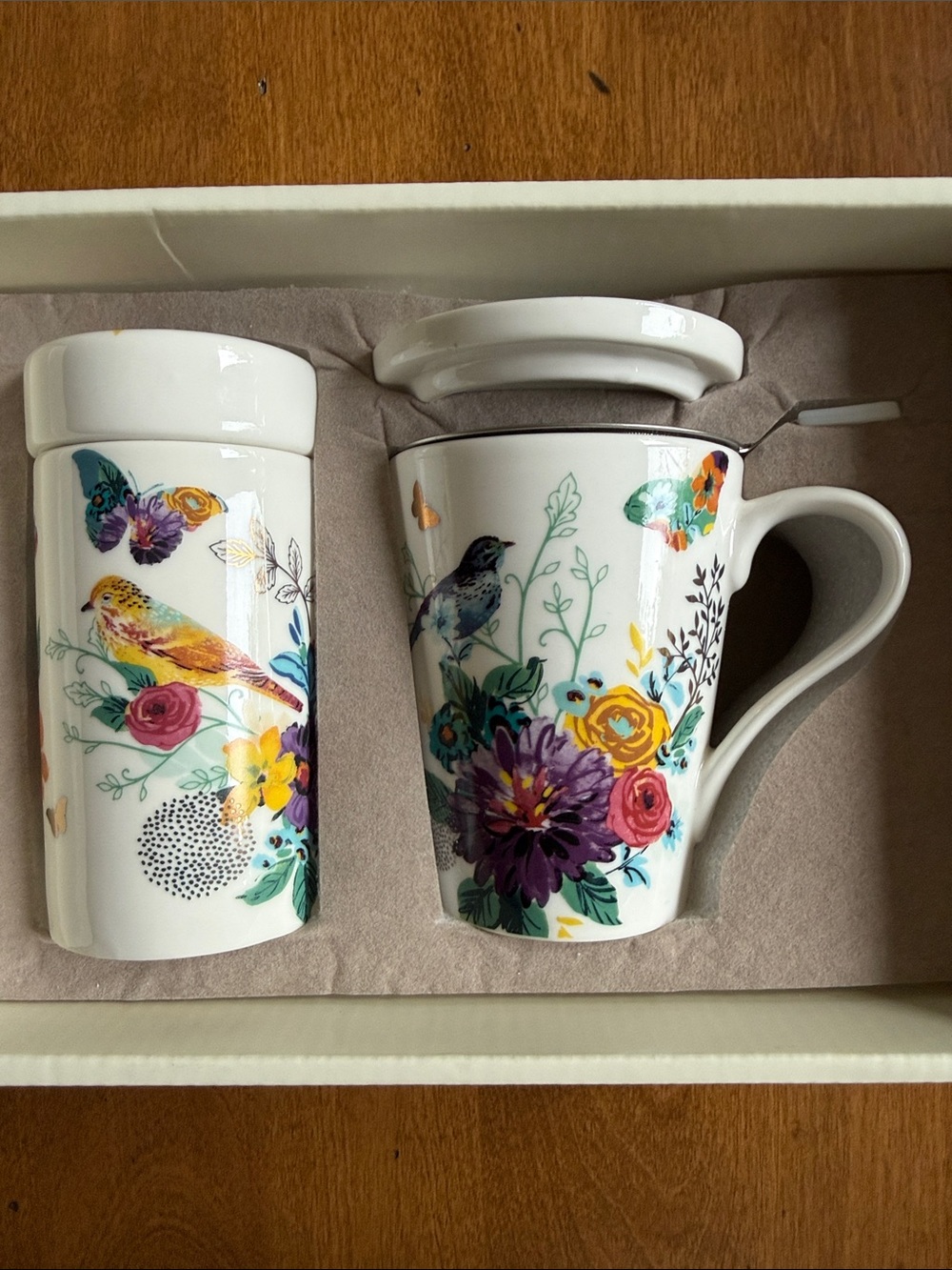 Floral Bird & Butterfly Bone China Cup with Infuser, Lid and Canister 🦋